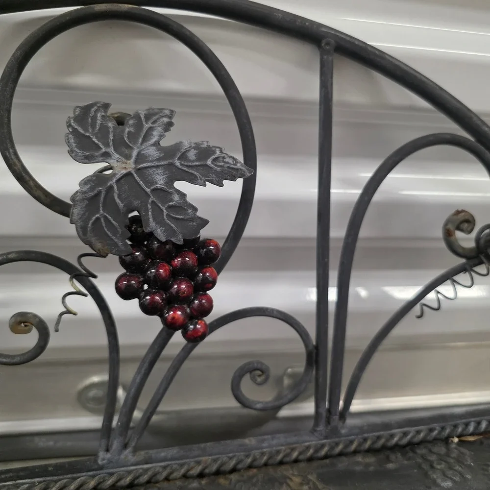 Wrought Iron Wall Mounted Wine Rack Stemware Glass Holder Grape Leaf Rustic Deco